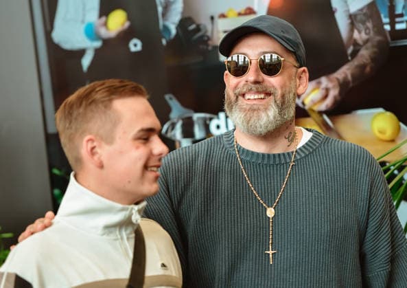 12.06.2026, xlakx, Entertainment, Mary Jane Berlin 2026 v.l. Der Rapper Sido auf der Cannabis-Messe Mary Jane Berlin. Die Veranstaltung präsentiert Aussteller aus den Bereichen Cannabis, Medizin, Lifestyle und Hanfprodukte. Berlin *** 12 06 2026, xlakx, Entertainment, Mary Jane Berlin 2026 v l Rapper Sido at the cannabis trade fair Mary Jane Berlin The event presents exhibitors from the cannabis, medicine, lifestyle and hemp product sectors Berlin Daniel Lakomski