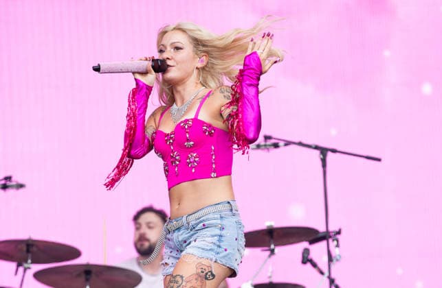 Download Festival 2026 Scene Queen Apex Stage Download Festival 2026 Donington Park, Leicestershire Friday 12th June, Credit:Justine Louise Avalon  Copyright: xJustinexLouisex xAvalonx 1109686310