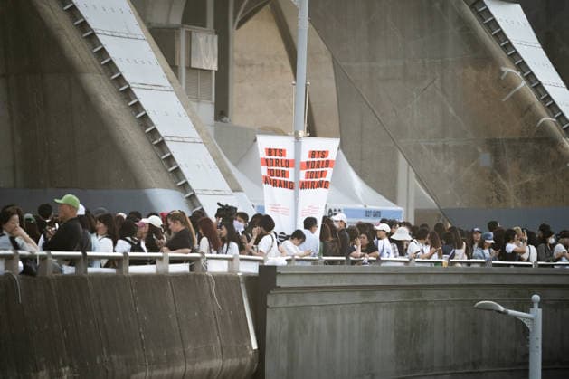 Fans gather ahead of BTS World Tour Arirang in South Korea s Busan BUSAN, SOUTH KOREA - JUNE 12: Fans gather as BTS photos and characters are displayed at Jonghap Undongjang Station near Busan Asiad Main Stadium, the venue for BTS World Tour Arirang , in Busan, South Korea on June 12, 2026. Hwawon Ceci Lee Anadolu Busan South Korea. Editorial use only. Please get in touch for any other usage.  Copyright: x2026xAnadoluxHwawonxCecixLeex