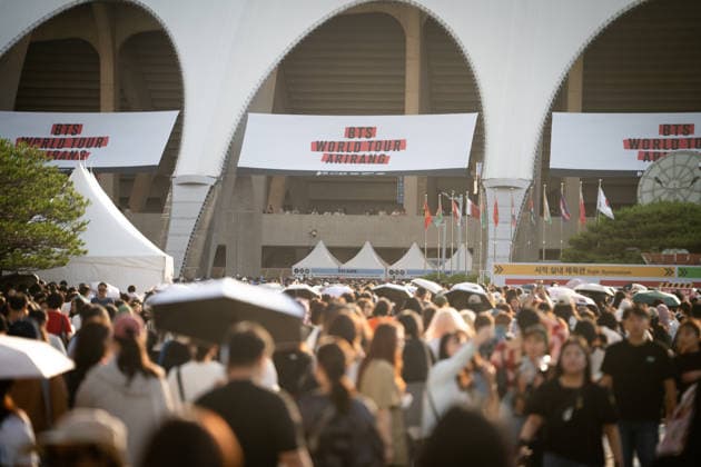 Fans gather ahead of BTS World Tour Arirang in South Korea s Busan BUSAN, SOUTH KOREA - JUNE 12: Fans gather in front of Busan Asiad Main Stadium, the venue for BTS World Tour Arirang in Busan, South Korea on June 12, 2026. Hwawon Ceci Lee Anadolu Busan South Korea. Editorial use only. Please get in touch for any other usage.  Copyright: x2026xAnadoluxHwawonxCecixLeex