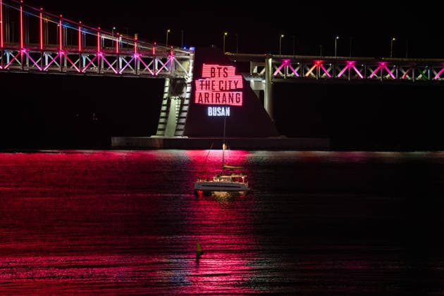 Fans gather ahead of BTS World Tour Arirang in South Korea s Busan BUSAN, SOUTH KOREA - JUNE 12: A BTS drone show is taking place at Gwangalli Beach in Busan, South Korea on June 12, 2026. Hwawon Ceci Lee Anadolu Busan South Korea. Editorial use only. Please get in touch for any other usage.  Copyright: x2026xAnadoluxHwawonxCecixLeex