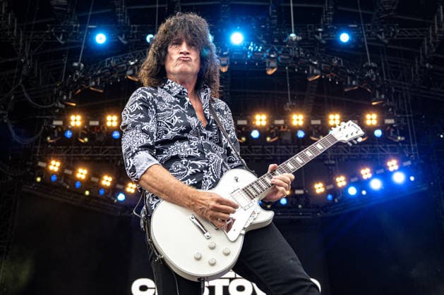 American musician, former lead guitarist and vocalist for the hard rock band Kiss Tommy Thayer performs, with Czech singer Ben Cristovao (not seen) within the Rock for People music festival in Hradec Kralove, Czech Republic, June 12, 2026. (CTKxPhoto DavidxTanecek) CTKPhotoP2026061206094  CTKPhotoP2026061206094