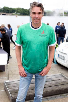 Michael Stich beim 20. Drachenbootrennen 2026 der Michael Stich Stiftung auf der Alster. Hamburg, 12.06.2026 *** Michael Stich at the 20 Dragon Boat Race 2026 of the Michael Stich Foundation on the Alster Hamburg, 12 06 2026 Foto:xgbrcix xFuturexImagex drachenboot_6612