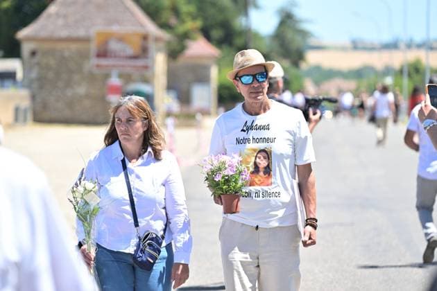 OBSEQUES DE LYHANNA PHOTOPQR LA DEPECHE DU MIDI SEBASTIEN LAPEYRERE AUCH 12 06 2026 DDM SEBASTIEN LAPEYRERE FLEURANCE 12 06 2026 OBSEQUES DE LYHANNA CEREMONIE LAIQUE DANS LE CIMETIERE DE FLEURANCE FAMILLE ET ÉLUS POUR UN DERNIER HOMMAGE ENLEVE A LA SORTIE DU COLLEGE DE FLEURANCE LE MAY 29, 2026 AND FOUND DEAD JUNE 4, 2026 IN PUYCASQUIER IN A FARM SILO THE PRINCIPAL SUSPECT JEROME BARELLA FATHER OF A FRIEND OF THE FILETTE HAS BEEN INVESTIGATED FOR REMOVAL SEQUESTRATION OF A MINOR UNDER 15 YEARS OF AGE CASE LYHANNA RAMEAU BERNARD JEROME BARELLA FLEURANCE Gers , France, June 12, 2026 - Family, friends and members of the local community gathered at Fleurance Cemetery to attend the funeral of Lyhanna, 11, whose death has deeply affected the reg  Copyright: xPHOTOPQR LAxDEPECHExDUxMIDI MAXPxSEBASTIENxLAPEYREREx 20260612DDM5911 20260612DDM5911
