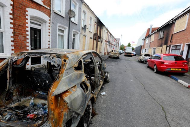 Aftermath of the race riots in Belfast BELFAST, NORTHERN IRELAND - JUNE 12: A view of burned cars on the street as a clean-up operation is under way after a race riots erupted in Belfast, Northern Ireland, on June 12, 2026. Twelve police officers were injured and 27 people made homeless during two nights of unrest. Conor McCaughley Anadolu Belfast Northern Ireland. Editorial use only. Please get in touch for any other usage.  Copyright: x2026xAnadoluxConorxMcCaughleyx