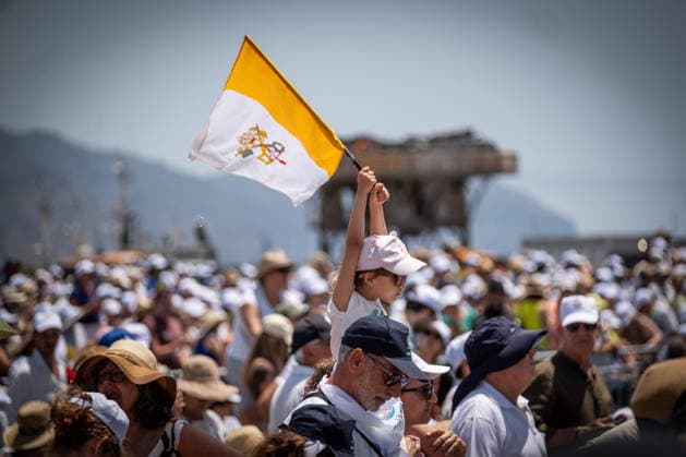 Pope Leo XIV visits Tenerife in Spain TENERIFE, CANARY ISLANDS, SPAIN - JUNE 12: Pope Leo XIV celebrates Mass before tens of thousands of worshippers at the Port of Santa Cruz de Tenerife, Canary Islands, Spain on June 12, 2026. The open-air liturgy marked the culmination of his seven-day apostolic visit to Spain and followed a day focused on migration and human dignity in the Canary Islands, a key gateway on the Atlantic migration route. In his homily, the pontiff urged solidarity, reconciliation, and a renewed commitment to placing people before economic interests. Andres Gutierrez Anadolu Canary Islands Spain. Editorial use only. Please get in touch for any other usage.  Copyright: x2026xAnadoluxAndresxGutierrezx