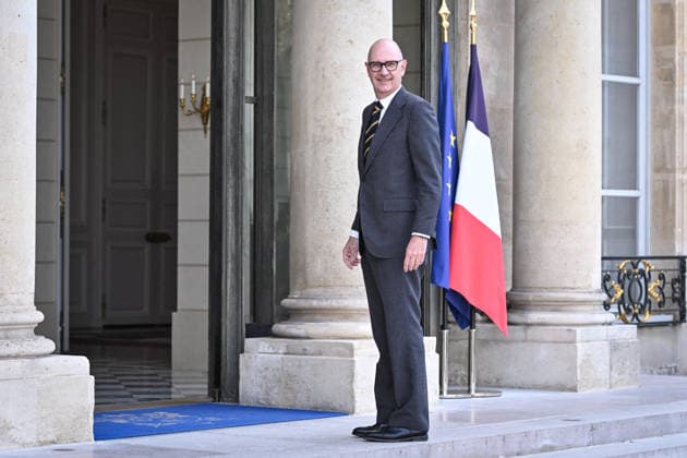 Emmanuel Macron welcomes Mark Carney at the Elysee FA French Minister of the Economy, Finance and Industrial, Energy and Digital Sovereignty Roland Lescure arrives as French President Emmanuel Macron welcomes Prime Minister of Canada Mark Carney at the Elysee Palace in Paris on June 12, 2026. Photo by Firas Abdullah ABACAPRESS.COM Paris Ile-de-France France  Copyright: xAbdullahxFiras ABACAx