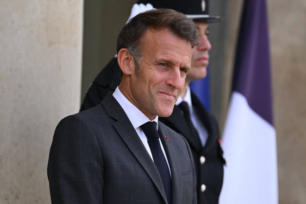 The President of the Republic, Emmanuel Macron, welcomed the Prime Minister of Canada, Mark Carney, to the Élysée Palace on 12 June 2026 - 12 06 2026 - France Ile-de-France (region) Paris -  JulienxMattiax xLexPictorium LePictorium_0335844
