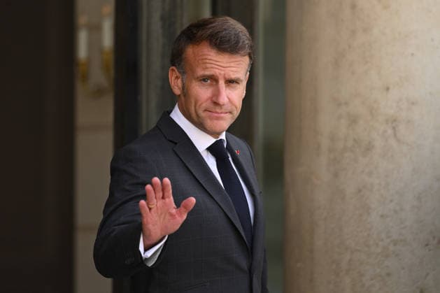 The President of the Republic, Emmanuel Macron, welcomed the Prime Minister of Canada, Mark Carney, to the Élysée Palace on 12 June 2026 - 12 06 2026 - France Ile-de-France (region) Paris -  JulienxMattiax xLexPictorium LePictorium_0335849
