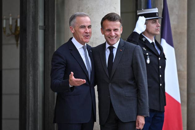 Emmanuel Macron welcomes Mark Carney at the Elysee FA French President Emmanuel Macron welcomes Prime Minister of Canada Mark Carney at the Elysee Palace in Paris on June 12, 2026. Photo by Firas Abdullah ABACAPRESS.COM Paris Ile-de-France France  Copyright: xAbdullahxFiras ABACAx