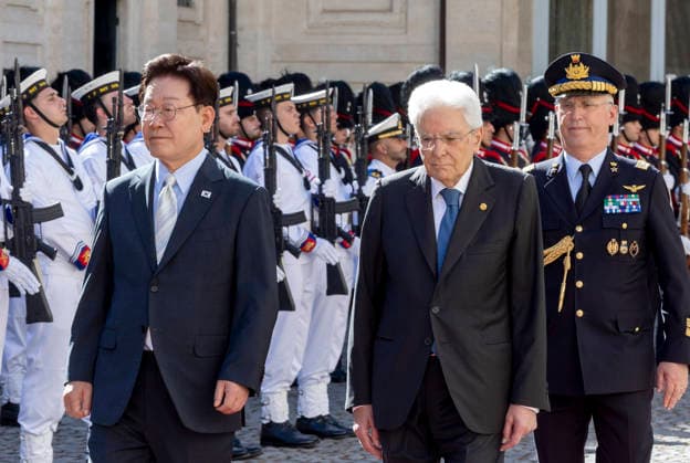 June 12, 2026, Rome, Rome, Italy: President Sergio Mattarella with the President of the Republic of Korea Lee Jae Myung, at the farewell ceremony, Rome, 12 06 2026 Rome Italy  - ZUMAa289 20260612_zia_a289_156 Copyright: xPaoloxGiandottix xAgfx