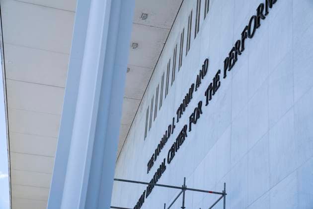 June 12, 2026, Washington, District Of Columbia, USA: Workers prepare to remove the name of United States President Donald J Trump from the facade of the John F. Kennedy Memorial Center for the Performing Arts in Washington, DC, USA, after a federal judge ordered that President Trump s name be removed from the building on Friday, June 12, 2026 Washington USA - ZUMAs152 20260612_faa_s152_009 Copyright: xAndrewxThomasx