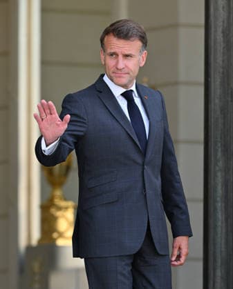 French President Macron meets with Prime Minister of Canada Carney in Paris PARIS, FRANCE - JUNE 12: French President Emmanuel Macron awaits Prime Minister of Canada Mark Carney (not seen) at the Elysee Presidential Palace in Paris, France on June 12, 2026. Mustafa Yalcin Anadolu Paris France. Editorial use only. Please get in touch for any other usage.  Copyright: x2026xAnadoluxMustafaxYalcinx