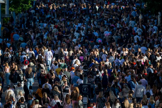 June 12, 2026, London, London, UK: LONDON, UK. Fans arrive on Olympic way to attend Harry StylesÃ¢â‚¬â ¢ concert, part of the Together Together tour as he begins a 12-night residency at Wembley Stadium. London UK  - ZUMAl94_ 20260612_zaf_l94_028 Copyright: xStephenxChungx