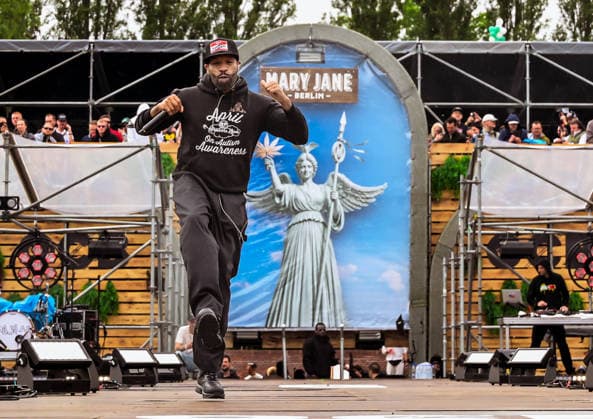 12.06.2026, xlakx, Entertainment, Mary Jane Berlin 2026 v.l.Der Rapper Redman auf der Cannabis-Messe Mary Jane Berlin. Die Veranstaltung präsentiert Aussteller aus den Bereichen Cannabis, Medizin, Lifestyle und Hanfprodukte. Berlin *** 12 06 2026, xlakx, Entertainment, Mary Jane Berlin 2026 v l The rapper Redman at the cannabis fair Mary Jane Berlin The event presents exhibitors from the fields of cannabis, medicine, lifestyle and hemp products Berlin Daniel Lakomski