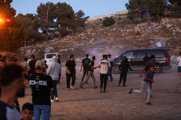 Israeli forces carry out a raid in the Solomon s Pools area in Bethlehem BETHLEHEM, WEST BANK, PALESTINE - JUNE 12: Israeli soldiers use sound and tear gas canisters to disperse Palestinian civilians, who visit Solomon’s Pools, during a raid in the village of Al-Hadr, Bethlehem, West Bank, Palestine on June 12, 2026. Wisam Hashlamoun Anadolu Bethlehem West Bank. Editorial use only. Please get in touch for any other usage.  Copyright: x2026xAnadoluxWisamxHashlamounx