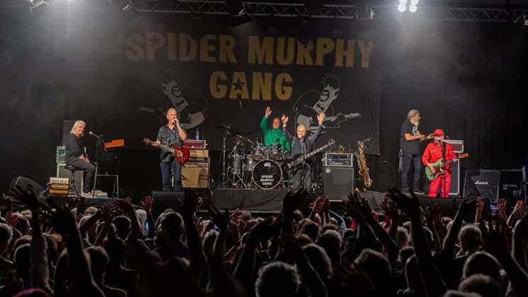 Spider Murphy Gang in Bonn - 12.06.26 Die bayrische Rock N Roll Band Spider Murphy Gang beiim Live Auftritt im Brückenforum Bonn - 12.06.26 Bonn Beuel Nordrhein-Westfalen Deutschland *** Spider Murphy Gang in Bonn 12 06 26 The Bavarian Rock N Roll Band Spider Murphy Gang performing live at Brückenforum Bonn 12 06 26 Bonn Beuel Nordrhein Westfalen Germany Copyright: xMarcxJohnx