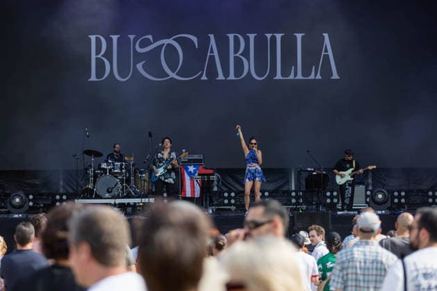 Buscabulla no Primavera Sound Porto 2026 in Portugal - 12 Jun 2026 Raquel Berríos of the Puerto Rican experimental pop duo Buscabulla (C) performs live on stage during Primavera Sound Porto 2026 at Parque da Cidade. Porto Portugal Copyright: xDiogoxBaptistax xSOPAxImagesx DB_BuscabullaS262DAY_0001