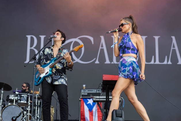 Buscabulla no Primavera Sound Porto 2026 in Portugal - 12 Jun 2026 Raquel Berríos of the Puerto Rican experimental pop duo Buscabulla (R) performs live on stage during Primavera Sound Porto 2026 at Parque da Cidade. Porto Portugal Copyright: xDiogoxBaptistax xSOPAxImagesx DB_BuscabullaS262DAY_0002