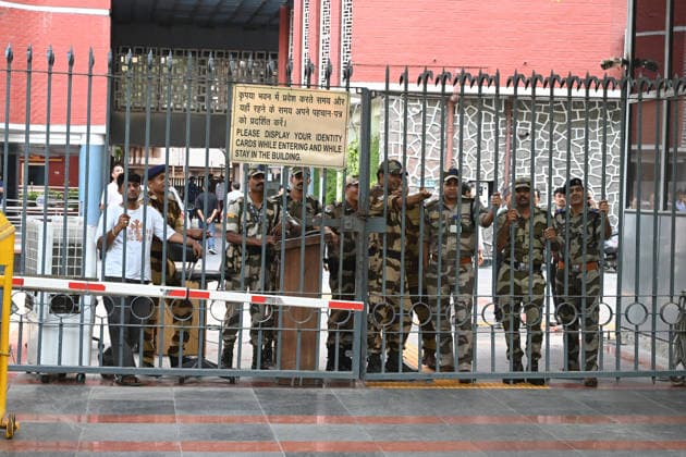 NEW DELHI, INDIA - JUNE 12: Security personnel deployed in view of Congress leaders and workers protest at Nirvachan Sadan (Election Commission of India) against the rejection of Congress leader Meenakshi Natarajan s nomination for the Rajya Sabha election from Madhya Pradesh on June 12, 2026, in New Delhi, India.(Photo by Sonu Mehta Hindustan Times) Congress Workers Protest Outside Election Commission Against Disqualification Of Rajya Sabha Candidate Meenakshi Natarajan