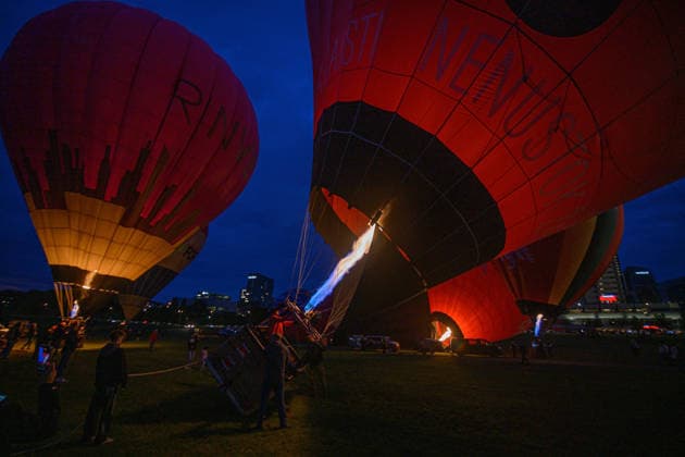 Air balloons night glow in Vilnius VILNIUS, LITHUANIA - JUNE 12: Hot air balloons illuminated the night sky over Vilnius, Lithuania during the Night Glow show held near the White Bridge on June 12, 2026. Yauhen Yerchak Anadolu Vilnius Lithuania. Editorial use only. Please get in touch for any other usage.  Copyright: x2026xAnadoluxYauhenxYerchakx