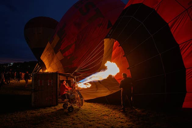 Air balloons night glow in Vilnius VILNIUS, LITHUANIA - JUNE 12: Hot air balloons illuminated the night sky over Vilnius, Lithuania during the Night Glow show held near the White Bridge on June 12, 2026. Yauhen Yerchak Anadolu Vilnius Lithuania. Editorial use only. Please get in touch for any other usage.  Copyright: x2026xAnadoluxYauhenxYerchakx
