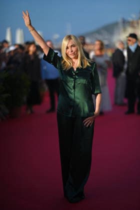 40th Cabourg Film Festival Day 3 FC Emmanuelle Béart attend the red carpet during Day Three of the 40th Cabourg Film Festival on June 12, 2026 in Cabourg, France. Photo by Franck Castel ABACAPRESS.COM Cabourg  Copyright: xCastelxFranck ABACAx