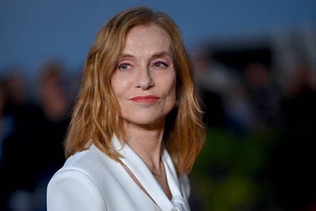40th Cabourg Film Festival Day 3 FC Isabelle Huppert poses with her honorary Swann award on the red carpet during Day Three of the 40th Cabourg Film Festival on June 12, 2026 in Cabourg, France. Photo by Franck Castel ABACAPRESS.COM Cabourg  Copyright: xCastelxFranck ABACAx