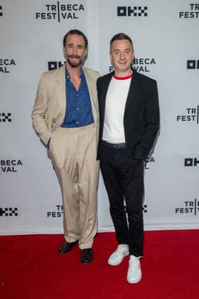Dear England Premiere, 25th Tribeca Film Festival, New York, USA - 12 Jun 2026 (L-R) Joseph Fiennes and James Graham attend Dear England Premiere during the 2026 Tribeca Film Festival at the SVA Theatre on June 12, 2026 in New York City. New York United States Copyright: xRonxAdarx xSOPAxImagesx _radar_england_06122026_00229