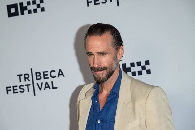 June 12, 2026, New York, United States: Joseph Fiennes attends Dear England Premiere during the 2026 Tribeca Film Festival at the SVA Theatre on June 12, 2026 in New York City. New York United States - ZUMAs197 20260612_aaa_s197_414 Copyright: xRonxAdarx