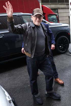 Steven Spielberg and Emily Blunt will meet their fans for a conversation about the film Disclosure Day at the AMC cinema in New York on June 12, 2026 Jasmine Aissaoui Bestimage Steven Spielberg and Emily Blunt will meet their fans for a conversation about the film Disclosure Day at the AMC cinema in New York on June 12, 2026 New York Etats Unis  Copyright: xJasminexAissaouix xBestimagexJasminexAissaouix xBestimagex