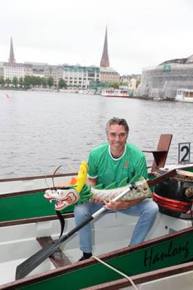 20. Drachenboot Cup der Michael Stich Stiftung Michael Stich, 20ter Drachenboot Cup der Michael Stich Stiftung , Alster hamburg, 12.06.2026 *** 20 Dragon Boat Cup of the Michael Stich Foundation Michael Stich, 20th Dragon Boat Cup of the Michael Stich Foundation , Alster hamburg, 12 06 2026 Copyright: xEventpressxBecherx