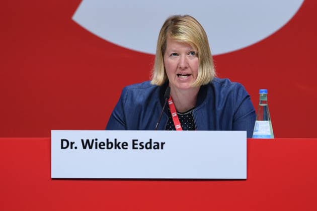 Landesdelegiertenkonferenz 2026 am 13.06.2026 im The Frame in Düsseldorf Dr. Wiebke Esdar ( MdB, stellvertretende Fraktionsvorsitzende der SPD ) *** State Delegates Conference 2026 on 13 06 2026 at The Frame in Düsseldorf Dr Wiebke Esdar MdB, Deputy Chairwoman of the SPD parliamentary group xRx