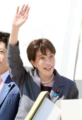 RECORD DATE NOT STATED June 13, 2026, Tokyo, Japan - Japanese Prime Minister Sanae Takaichi waves her hand to wellwishers as she leaves to United Kingdom at the Tokyo International Airport on Saturday, June 13, 2026. Takaichi will visit UK, Italy and France to attend the G7 summit meeting. (photo by Yoshio Tsunoda AFLO)  aflo_334263538