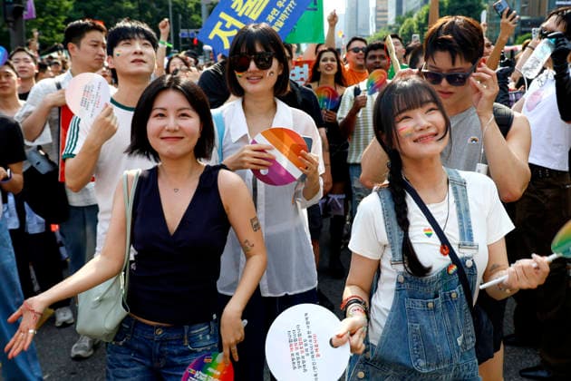 Annual LGBTQ Pride Parade held in central Seoul Participants march during the 27th Seoul Queer Parade in downtown Seoul, South Korea, on June 13, 2026. Seoul South Korea  Copyright: xMatrixxImagesx xJungxUi-Chelx
