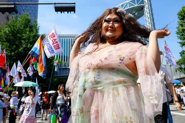 Annual LGBTQ Pride Parade held in central Seoul Revelers enjoy various events during the 27th Seoul Queer Parade in downtown Seoul, South Korea, on June 13, 2026. Seoul South Korea  Copyright: xMatrixxImagesx xJungxUi-Chelx