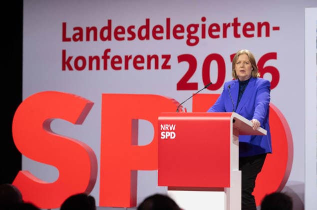 Baerbel BAS, Bärbel, Bundesarbeitsministerin, SPD-Bundesvorsitzende, bei ihrer Rede Landesdeligiertenkonferenz der NRWSPD, SPD Nordrhein-Westfalen in Duesseldorf am 13.06.2026, *** Baerbel BAS, Bärbel, Federal Minister of Labor, SPD Federal Chairwoman, during her speech at the NRWSPD State Delegates Conference, SPD North Rhine-Westphalia in Duesseldorf on 13 06 2026,