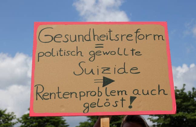 13.06.2026, Deutschland, NRW, Gesundheitswesen, Berufe, Demonstration von Psychotherapeuten in Dortmund gegen Kürzungen der Gelder in der Psychotherapie, Honorarabsenkung, GKV-Spargesetz, Streik, Warnstreik, Deutschland *** 13 06 2026, Germany, NRW, healthcare, professions, demonstration by psychotherapists in Dortmund against funding cuts in psychotherapy, fee reduction, GKV austerity law, strike, warning strike, Germany Copyright: xD.xKerlekin SnowfieldxPhotographyx SF130626DemoD3
