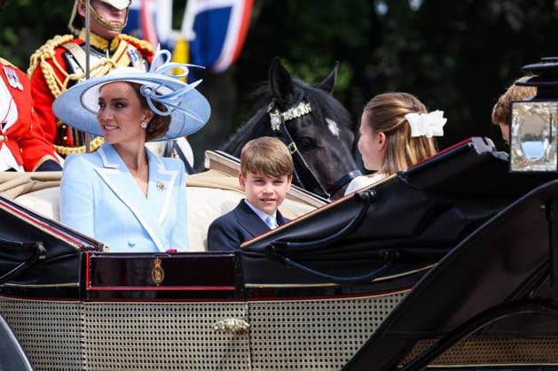 June 13, 2026, London, London, UK: London, UK. Catherine, Princess of Wales, Princess Charlotte of Wales, Prince George of Wales and Prince Louis of Wales depart Buckingham Palace in a horse-drawn carriage during Trooping the Colour 2026 in London. Trooping the Colour, also known as the Kings Birthday Parade, is the annual military ceremony marking the official birthday of the British monarch. The event takes place on Horse Guards Parade and concludes with a Royal Air Force flypast over Buckingham Palace. London UK  - ZUMAl94_ 20260613_zaf_l94_095 Copyright: xDinendraxHariax