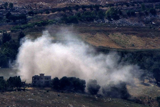 June 13, 2026, Kfar Tebniet, Kfar Tebniet, Lebanon: Smoke from a explosion conducted by Israeli forces engulfs houses in the southern Lebanese village of Kfar Tebniet. The Israeli army ordered the evacuation of residents from 20 towns and villages in southern Lebanon. The army reported that there had been several drone attacks by the Lebanese Hezbollah militia on northern Israel since Friday evening. Kfar Tebniet Lebanon - ZUMAn313 20260613_zip_n313_005 Copyright: xMarwanxNaamanix