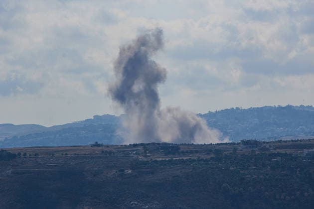 Israeli army continues its attacks in southern Lebanon NABATIEH, LEBANON - JUNE 13: Thick smoke rises from the targeted area following Israeli forces carry out an airstrike violating the ceasefire on the town of Kfar Tebnit in the Nabatieh, Lebanon, on June 13, 2026. Ramiz Dallah Anadolu Nabatieh Lebanon. Editorial use only. Please get in touch for any other usage.  Copyright: x2026xAnadoluxRamizxDallahx