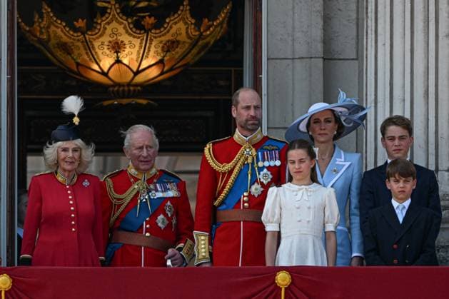 King Charles III and the Royal Family on balcony of Buckingham Palace LONDON, UNITED KINGDOM - JUNE 13: King Charles III, Queen Camilla, Prince William of Wales, Princess Kate of Wales and members of the Royal Family greet people following the Trooping the Colour ceremony, held as part of the official birthday celebrations for the king, on the balcony of Buckingham Palace in London, United Kingdom on June 13, 2026. Rasid Necati Aslim Anadolu London United Kingdom. Editorial use only. Please get in touch for any other usage.  Copyright: x2026xAnadoluxRaÅüidxNecatixAslÄ±mx