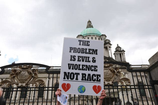 Anti-racism protest in Belfast BELFAST, NORTHERN IRELAND - JUNE 13: Thousands gather for anti-racism rally, after violence erupted across the city this week as the businesses and vehicles were targeted in Belfast, Northern Ireland on June 13, 2026. Conor McCaughley Anadolu Belfast Ireland. Editorial use only. Please get in touch for any other usage.  Copyright: x2026xAnadoluxConorxMcCaughleyx