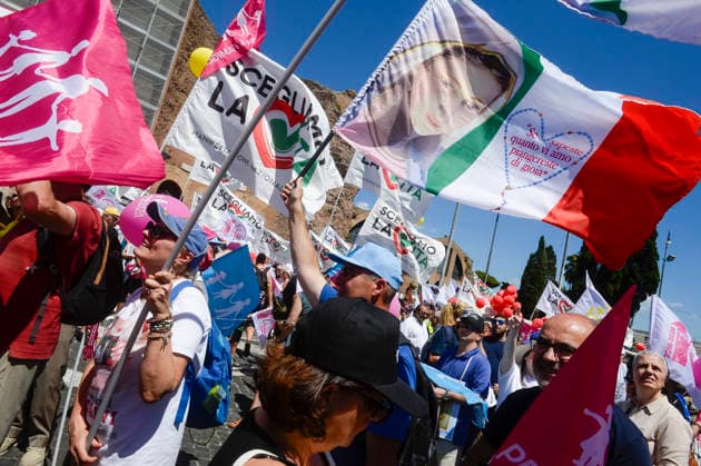 IPA85647693 - Rome: National Pro-Life Rally  Copyright: xSTEFANOxCAROFEIx xFOTOGRAMMAx xSTEFANOxCAROFEIx 85647693