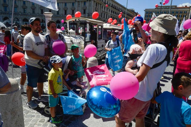 IPA85647681 - Rome: National Pro-Life Rally  Copyright: xSTEFANOxCAROFEIx xFOTOGRAMMAx xSTEFANOxCAROFEIx 85647681