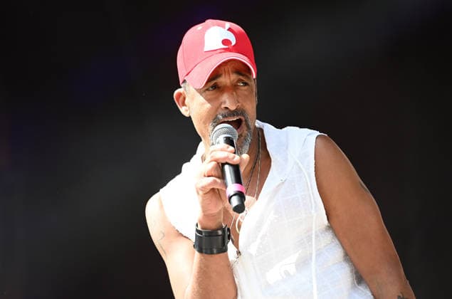 Entertainment Bilder des Tages Mark MEDLOCK, Saenger, Musiker, singend, Gesang, Konzert, Inselfieber, SchlagerParty in Oberhausen am 13.06.2026, *** Mark MEDLOCK, singer, musician, singing, song, concert, island fever, SchlagerParty in Oberhausen on 13 06 2026,