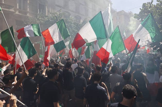 Anti-immigration demonstration in Rome ROME, ITALY, JUNE 13: Protesters wave tricolour Italian flags during an anti-immigration demonstration in Rome, Italy, on June 13, 2026. Thousands of people took part in a march organized by the far-right movement Remigration and Reconquest in support of a popular legislative proposal aimed, according to the organizers, at tackling irregular immigration and safeguarding national identity. Chants praising Benito Mussolini and anti-Muslim slogans were also heard during the demonstration. Riccardo De Luca Anadolu Rome Italy. Editorial use only. Please get in touch for any other usage.  Copyright: x2026xAnadoluxRiccardoxDexLucax