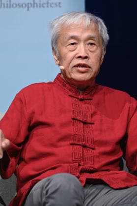 Übersetzer Shi Ming spricht auf der Phil.Cologne, ein internationales Fest für Philosophie *** Translator Shi Ming speaks at Phil Cologne, an international festival of philosophy