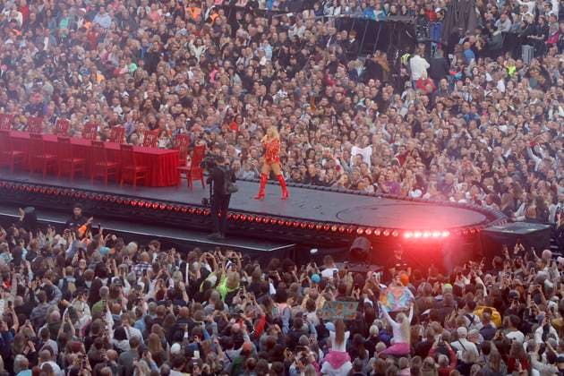 13.06.2026, Helene Fischer, Sängerin, live im Konzert im Olympiastadion Berlin, 360-Tour, Schlager, Berlin Deutschland, Germany *** 13 06 2026, Helene Fischer, Singer, live in concert at the Olympiastadion Berlin, 360 Tour, Schlager, Berlin Germany, Germany