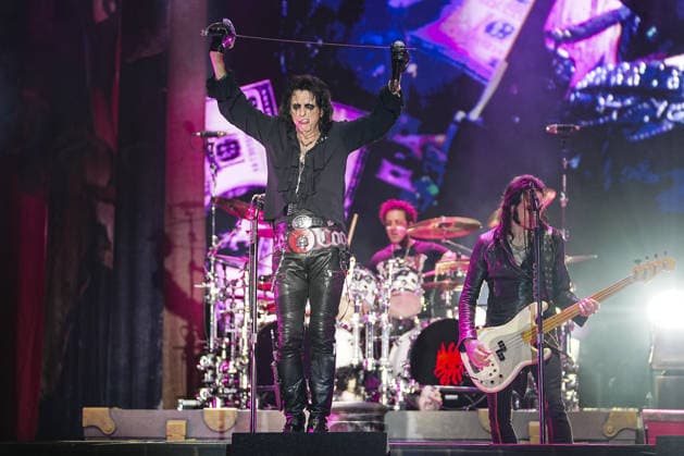 Rock legend Alice Cooper takes stage at Lifepark in Istanbul ISTANBUL, TURKIYE - JUNE 13: Alice Cooper performs during a concert at Lifepark in Istanbul, Turkiye, on June 13, 2026. The legendary American rock musician met with fans as part of an event organized by Neo Events. During the concert, Cooper performed a selection of songs from his career spanning more than five decades. Agit Erdi Ulukaya Anadolu Istanbul Turkey. Editorial use only. Please get in touch for any other usage.  Copyright: x2026xAnadoluxAgitxErdixUlukayax